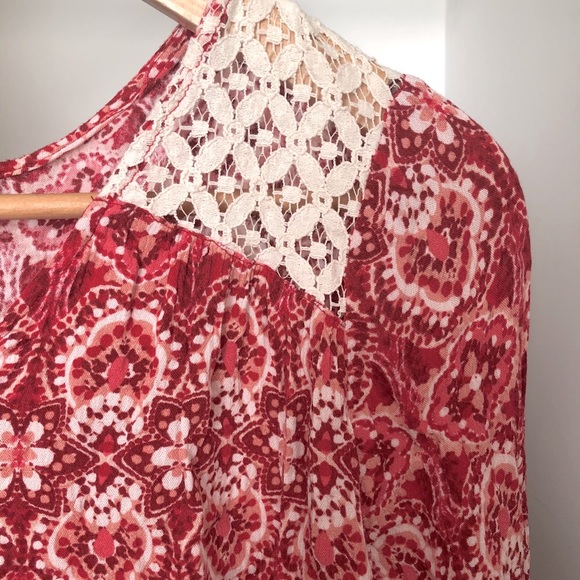 Bohemian style floral top - Picture 1 of 2